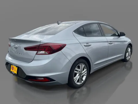 More photos of 2020 Hyundai Elantra 4d Sedan SEL at 5 Star Auto Plaza - Sedalia, MO