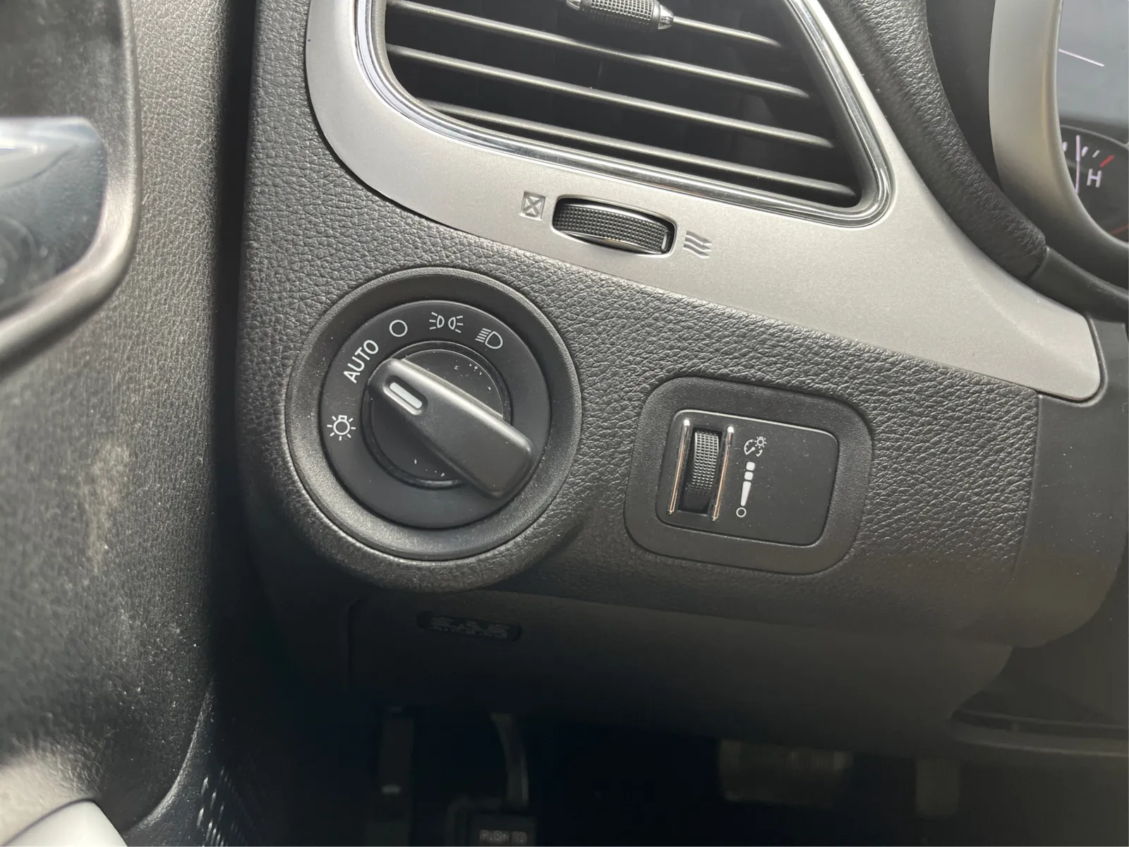 Dodge Journey photo 18