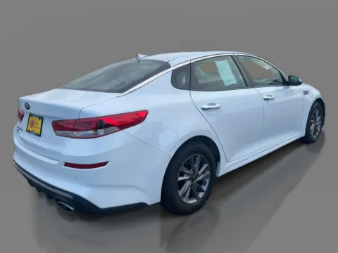 More photos of 2020 Kia Optima 4d Sedan LX at 5 Star Auto Plaza - Sedalia, MO