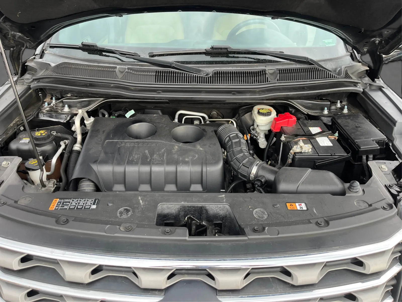 Ford Explorer photo 11