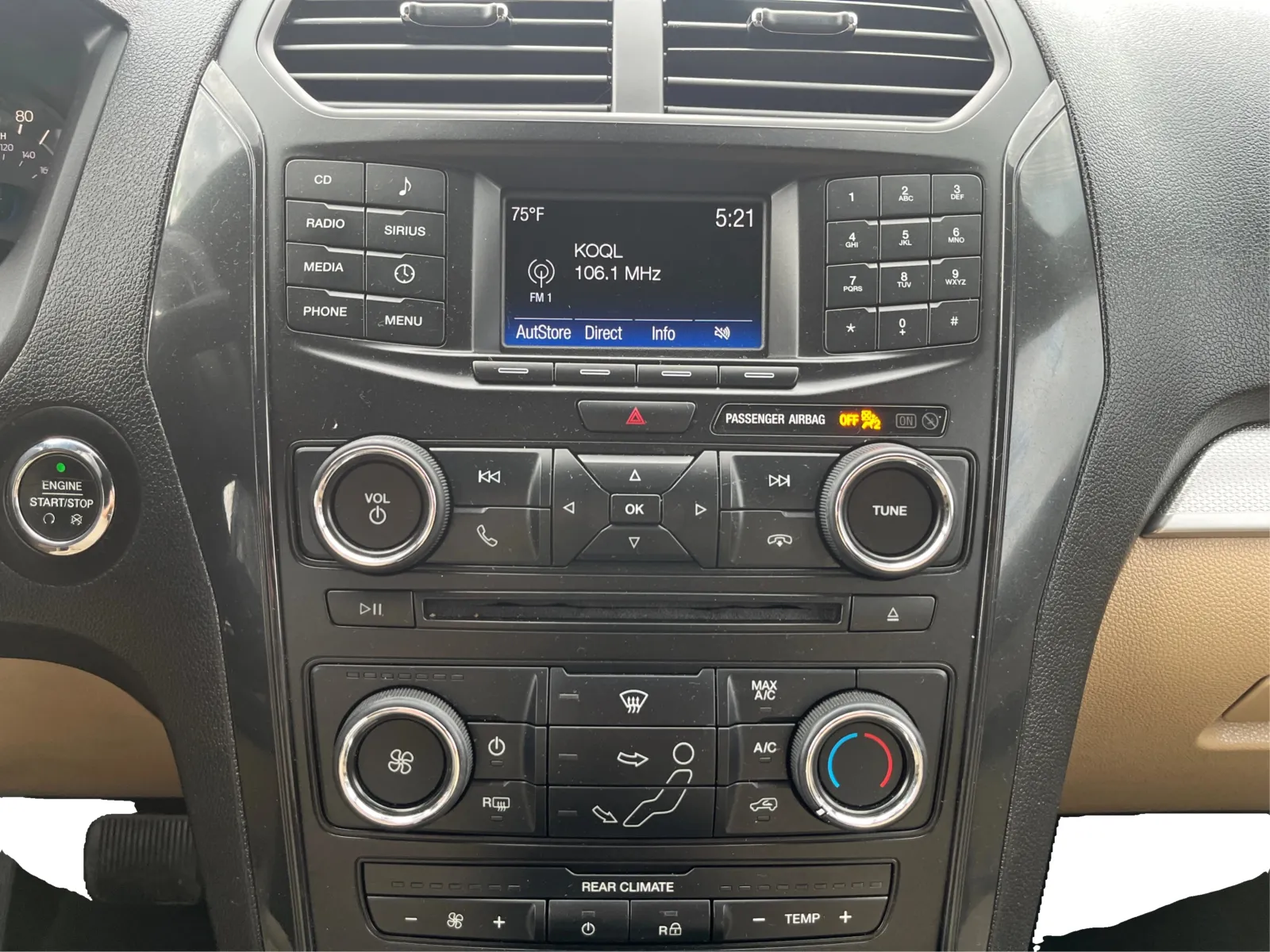 Ford Explorer photo 14