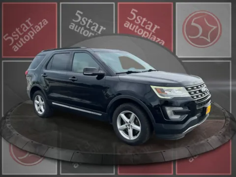 Another view of 2017 Ford Explorer 4d SUV 4WD XLT Ecoboost for sale in Sedalia, MO at 5 Star Auto Plaza - Sedalia