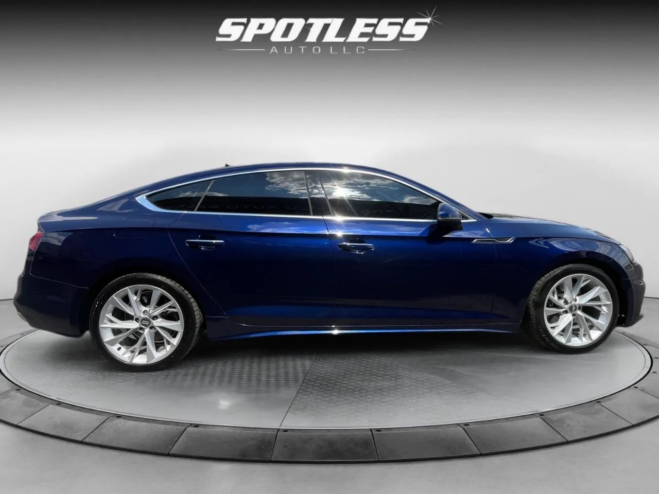 2021 Audi A5 Sportback Premium - Photo 8