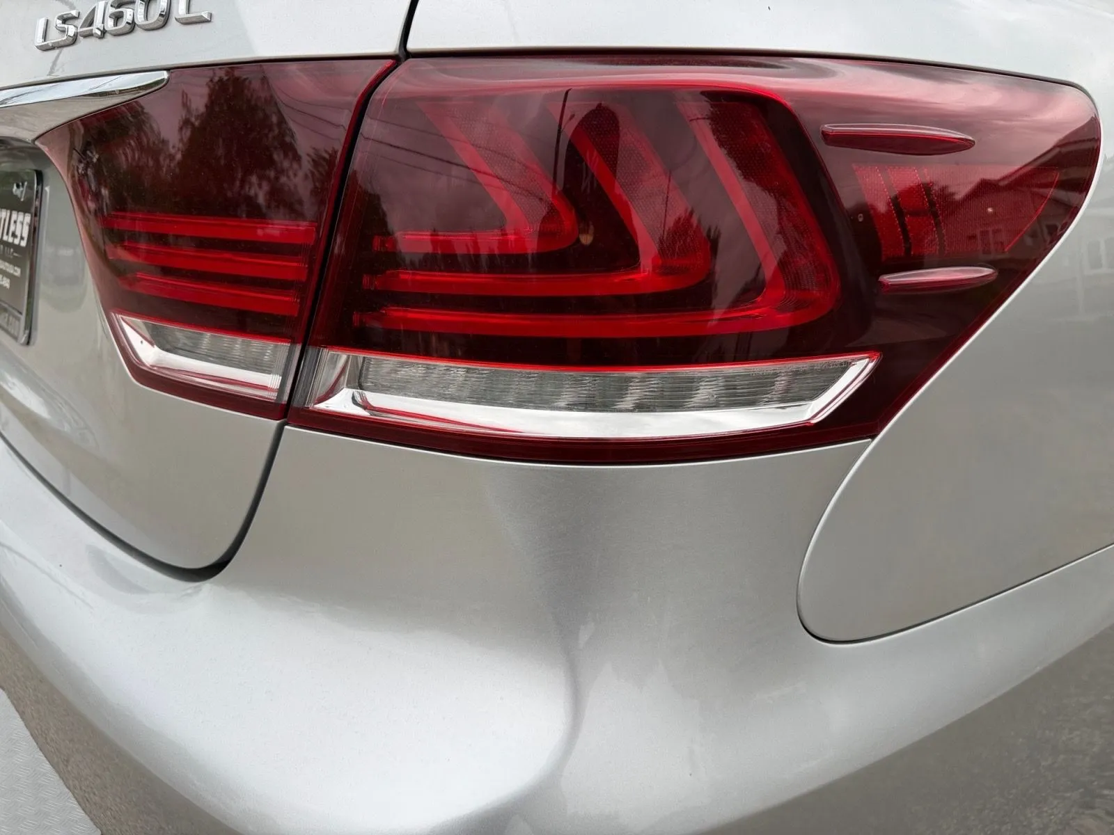 2017 Lexus LS L - Photo 13