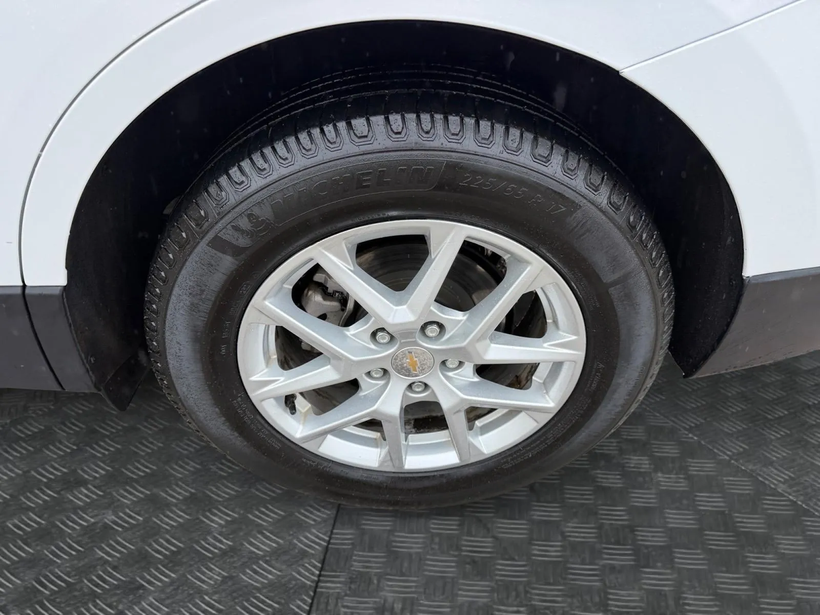 2024 Chevrolet Equinox LS - Photo 14