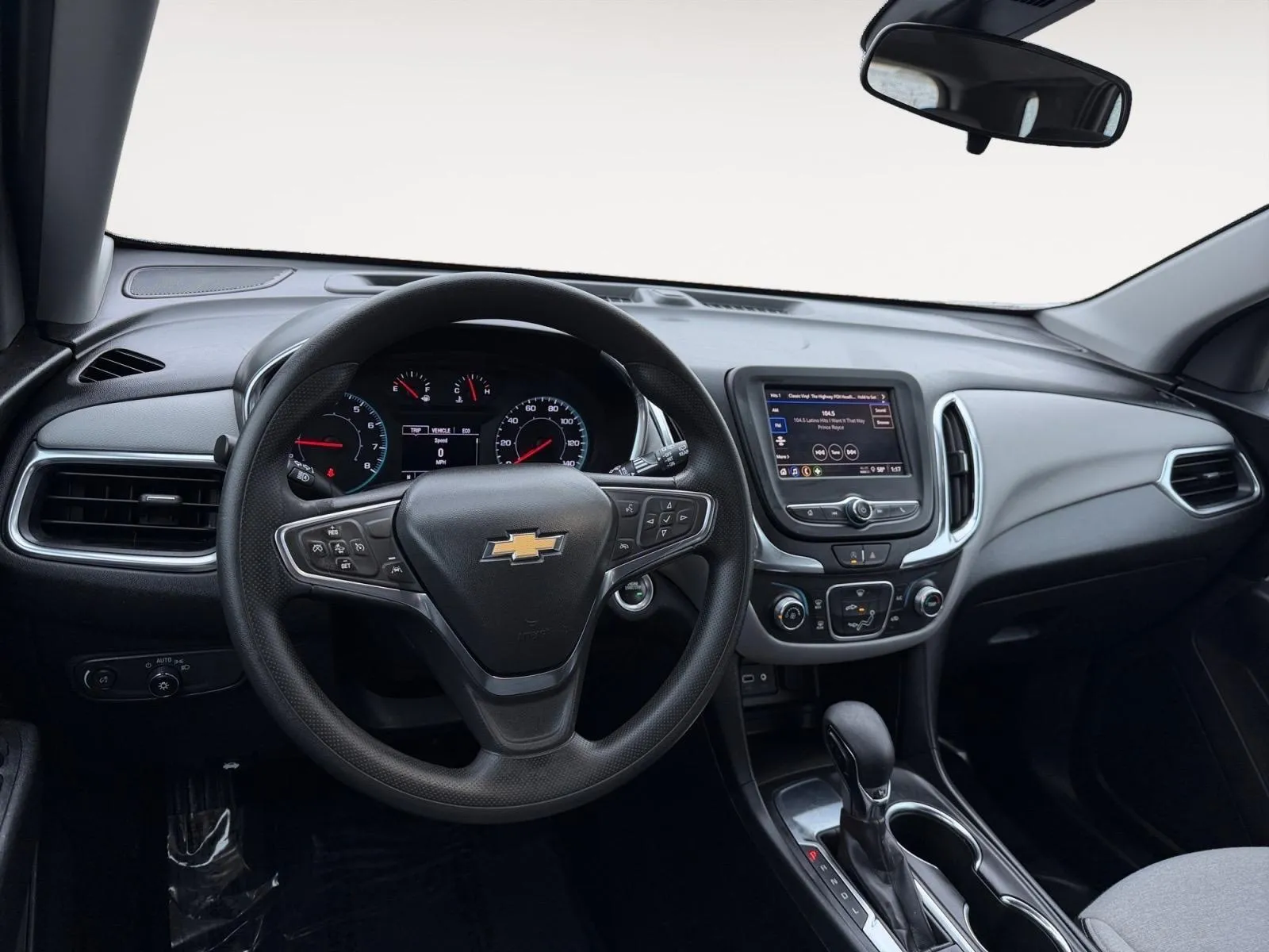 2024 Chevrolet Equinox LS - Photo 21