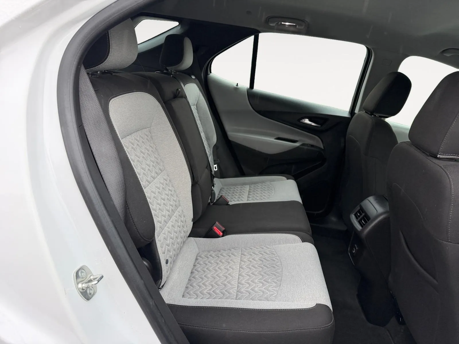2024 Chevrolet Equinox LS - Photo 23