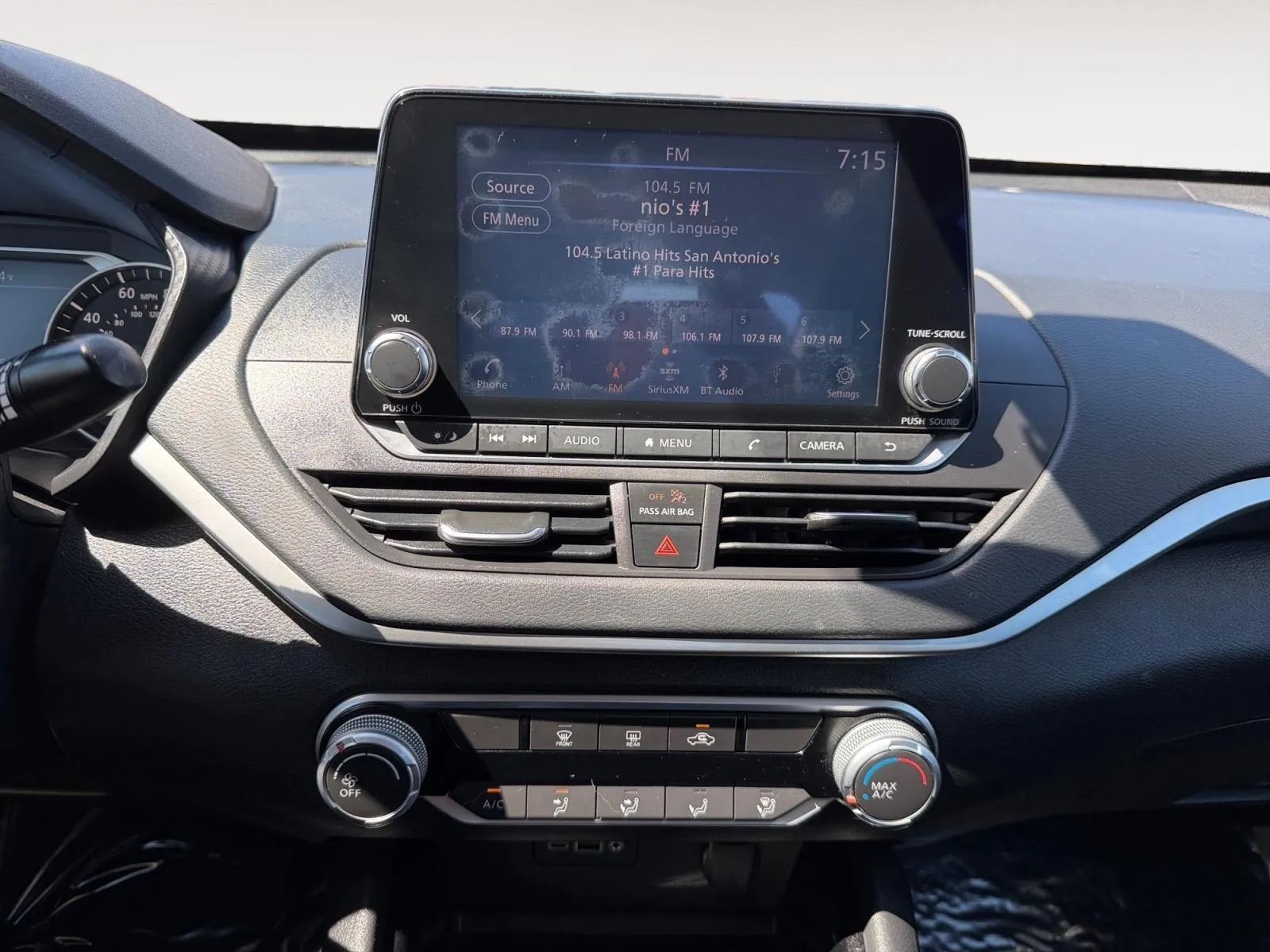 Nissan Altima photo 25