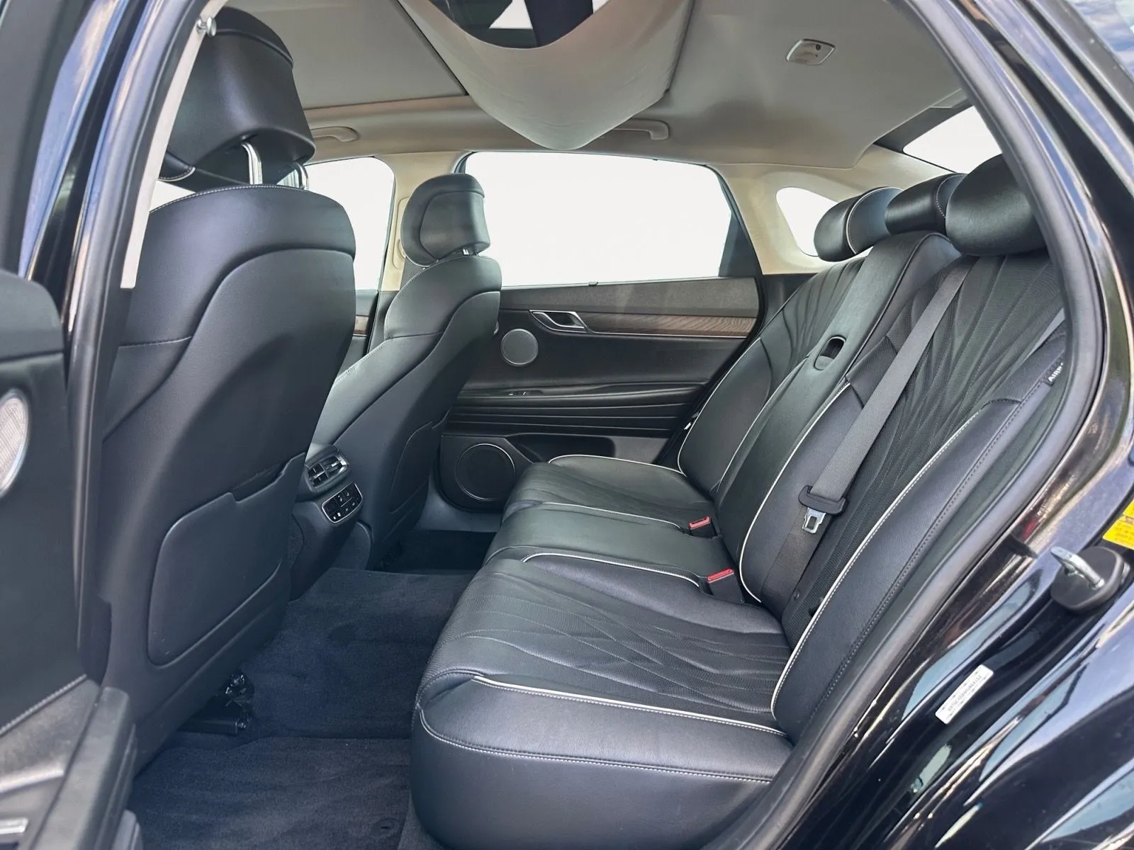 Genesis G80 photo 24