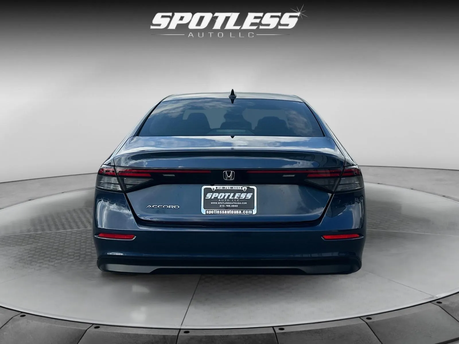 Honda Accord photo 6
