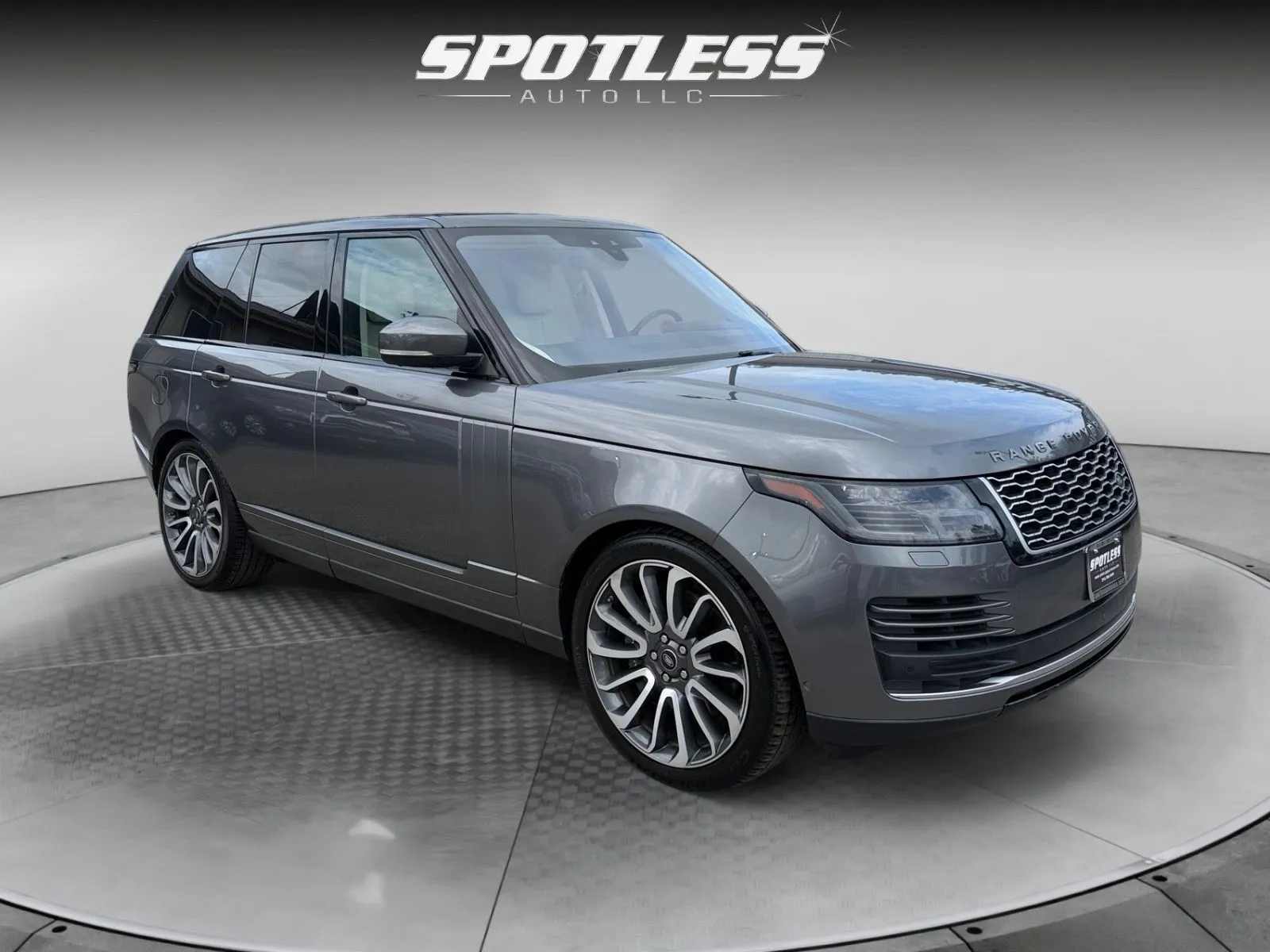 Land Rover Range Rover photo 11