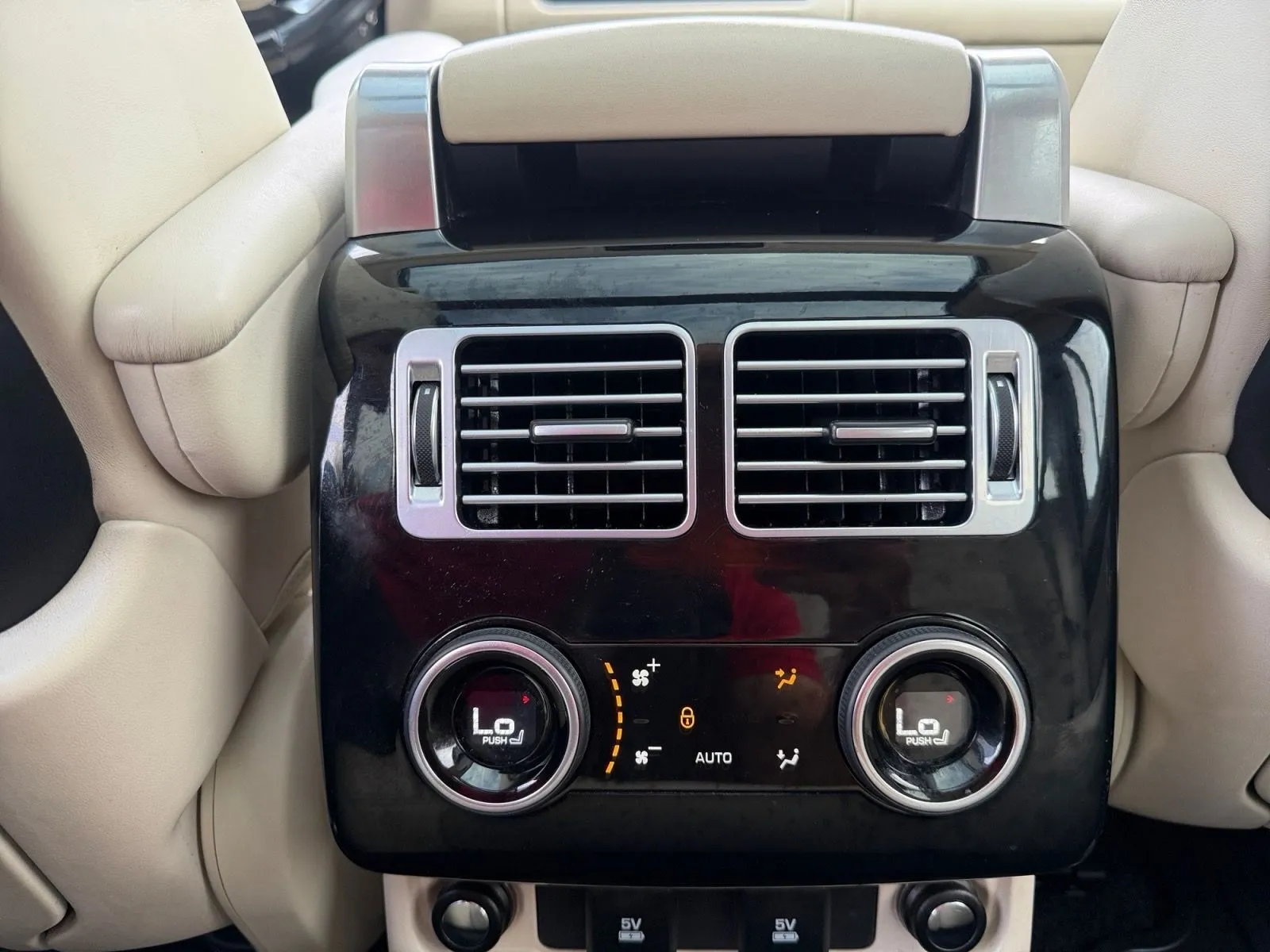 Land Rover Range Rover photo 26