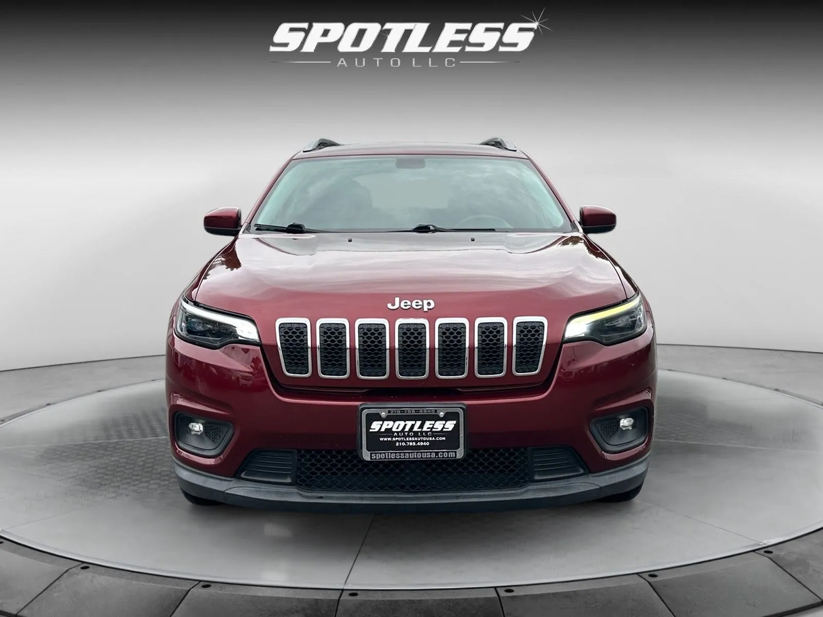 Jeep Cherokee photo 10