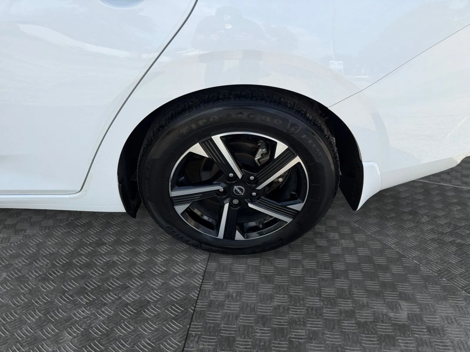 Nissan Sentra photo 14