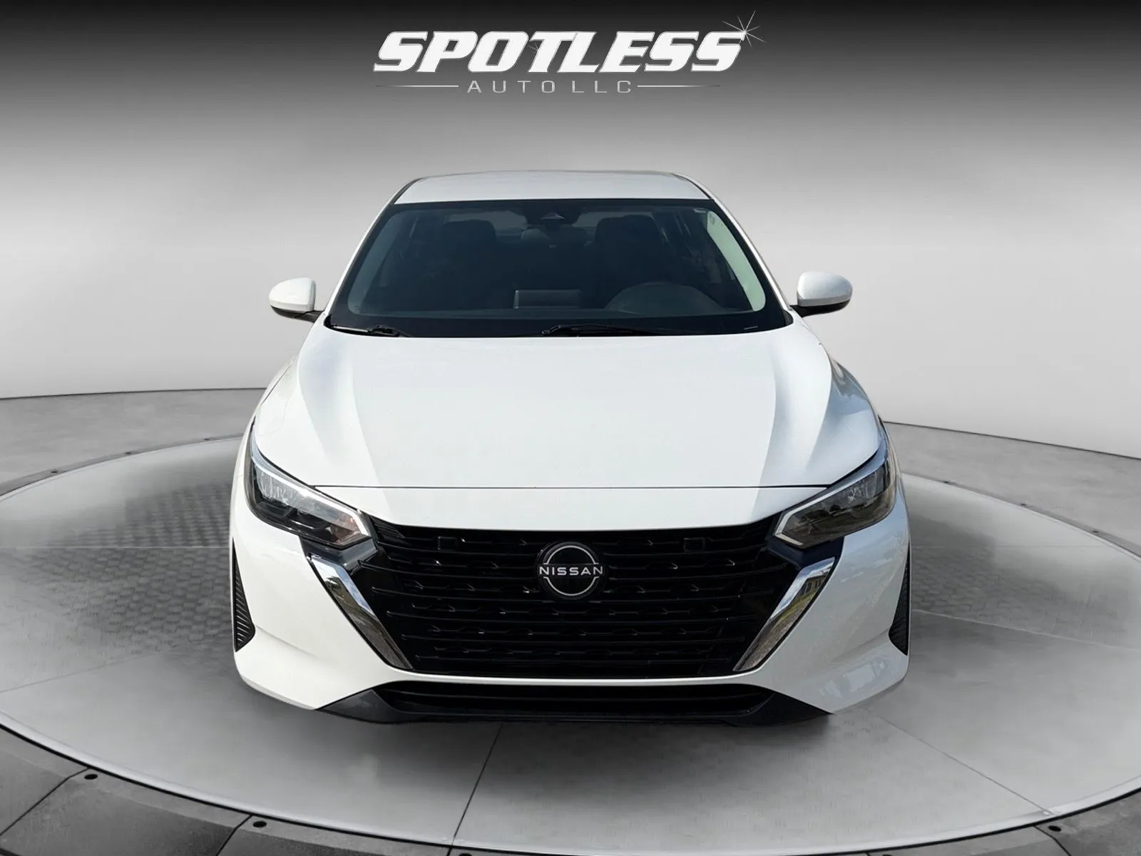 Nissan Sentra photo 10