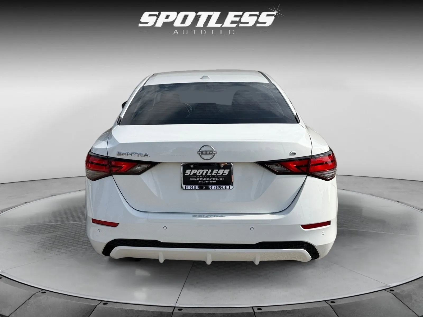 Nissan Sentra photo 6