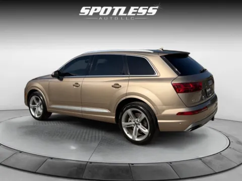 More photos of 2019 Audi Q7 quattro Prestige 55 TFSI at Spotless Auto I-10, TX