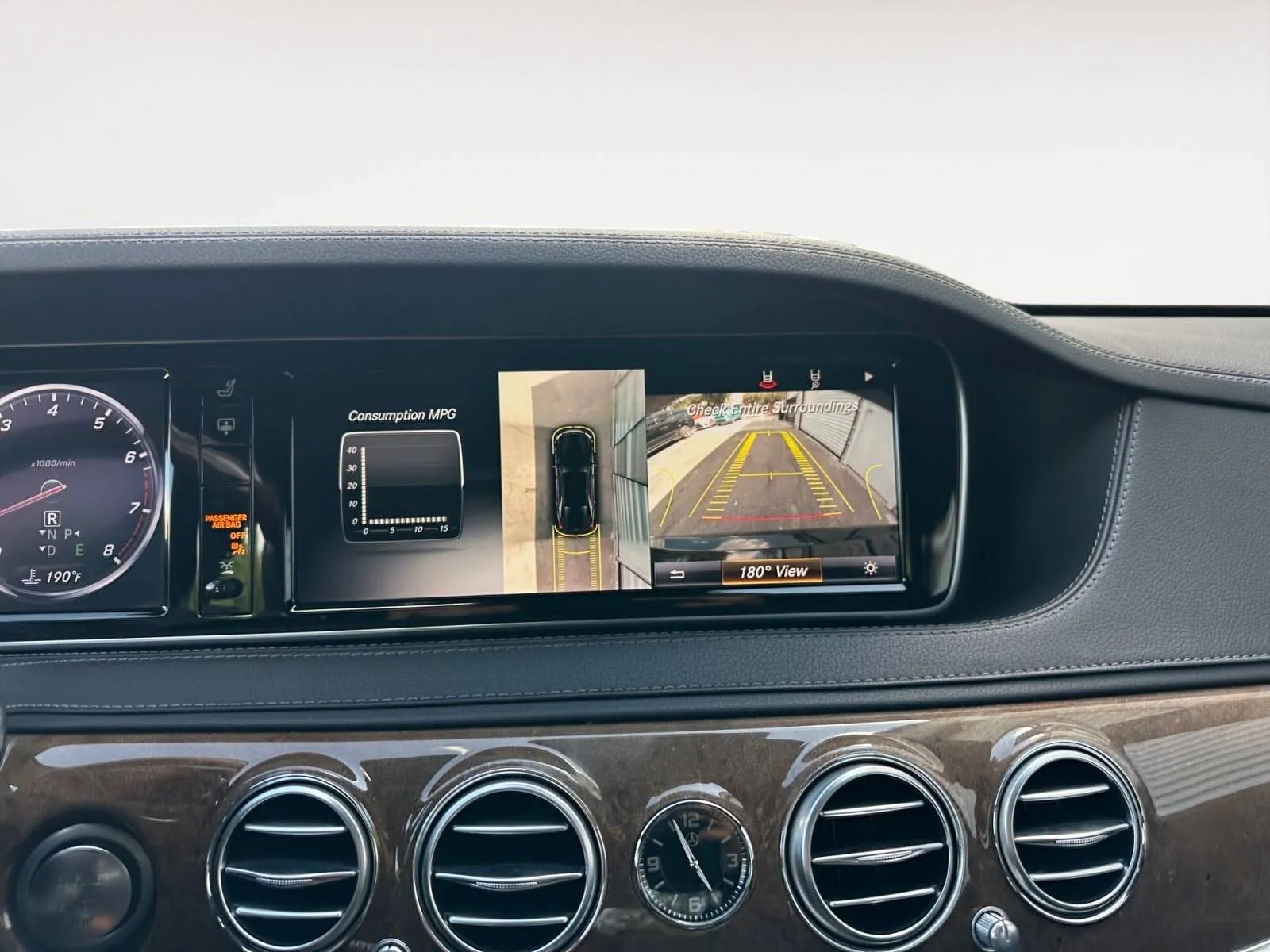Mercedes-Benz S-Class photo 26