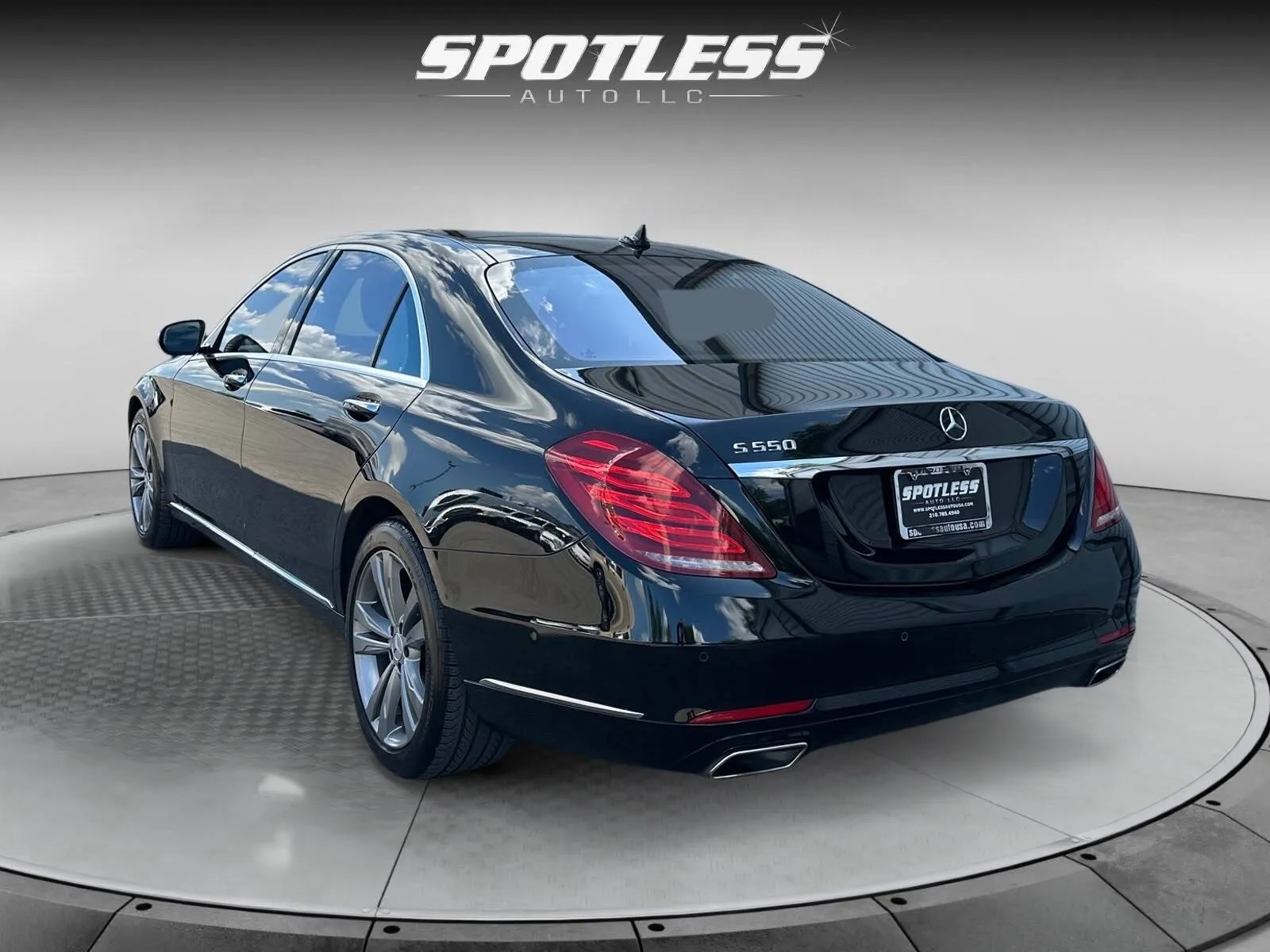 Mercedes-Benz S-Class photo 5