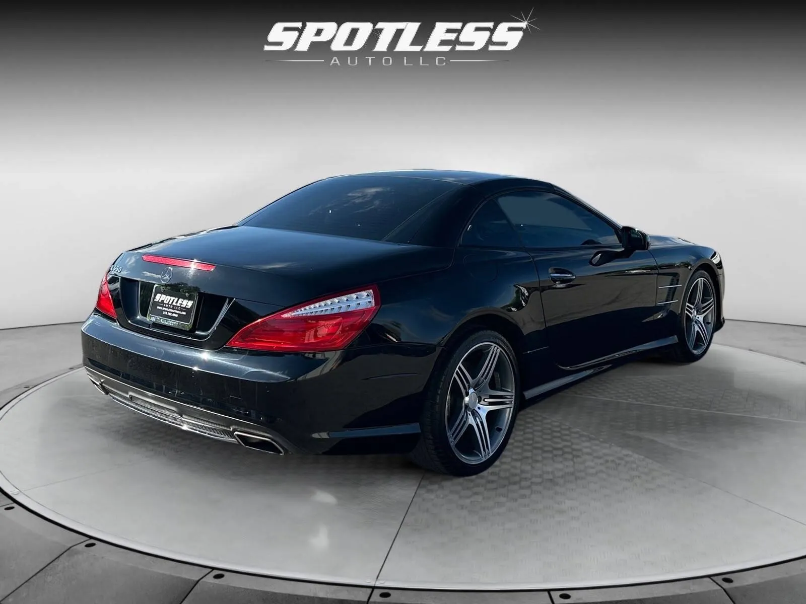 Mercedes-Benz SL-Class photo 14
