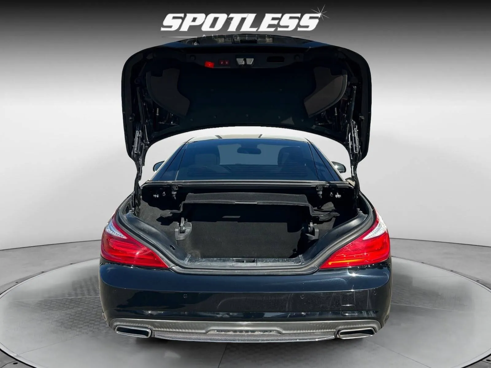 Mercedes-Benz SL-Class photo 18