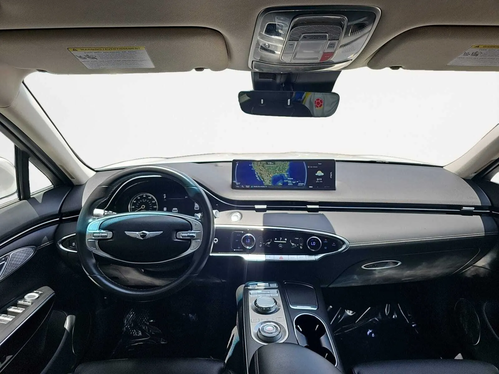 Genesis GV70 photo 20
