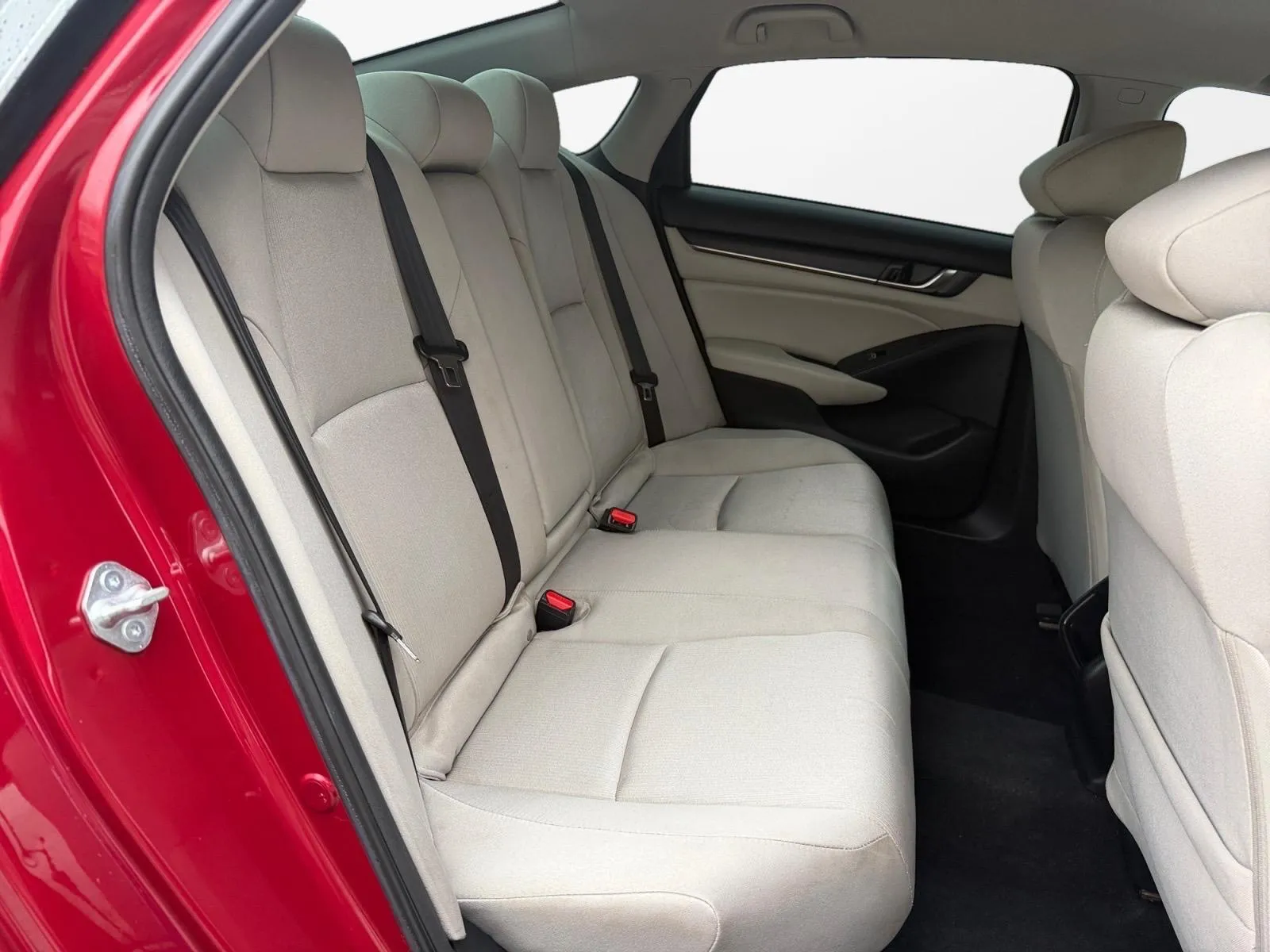 Honda Accord photo 23