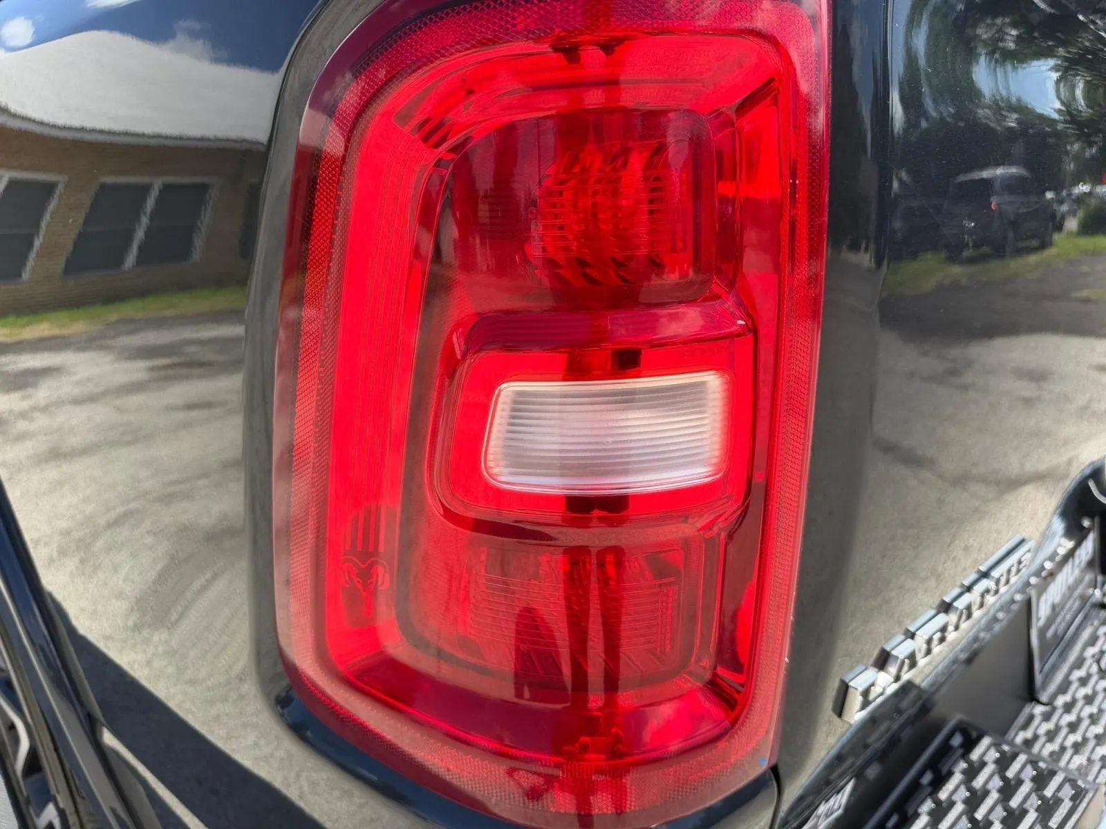 Ram 1500 photo 12