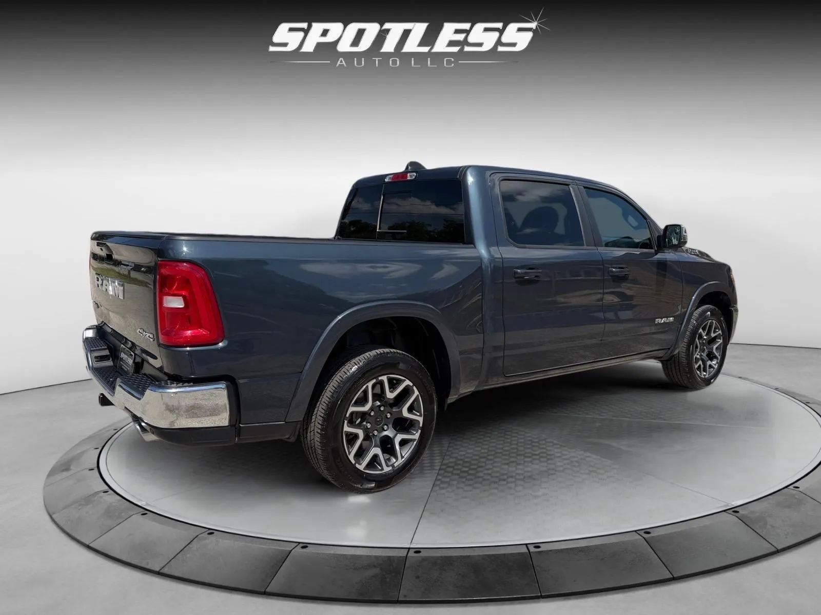 Ram 1500 photo 9