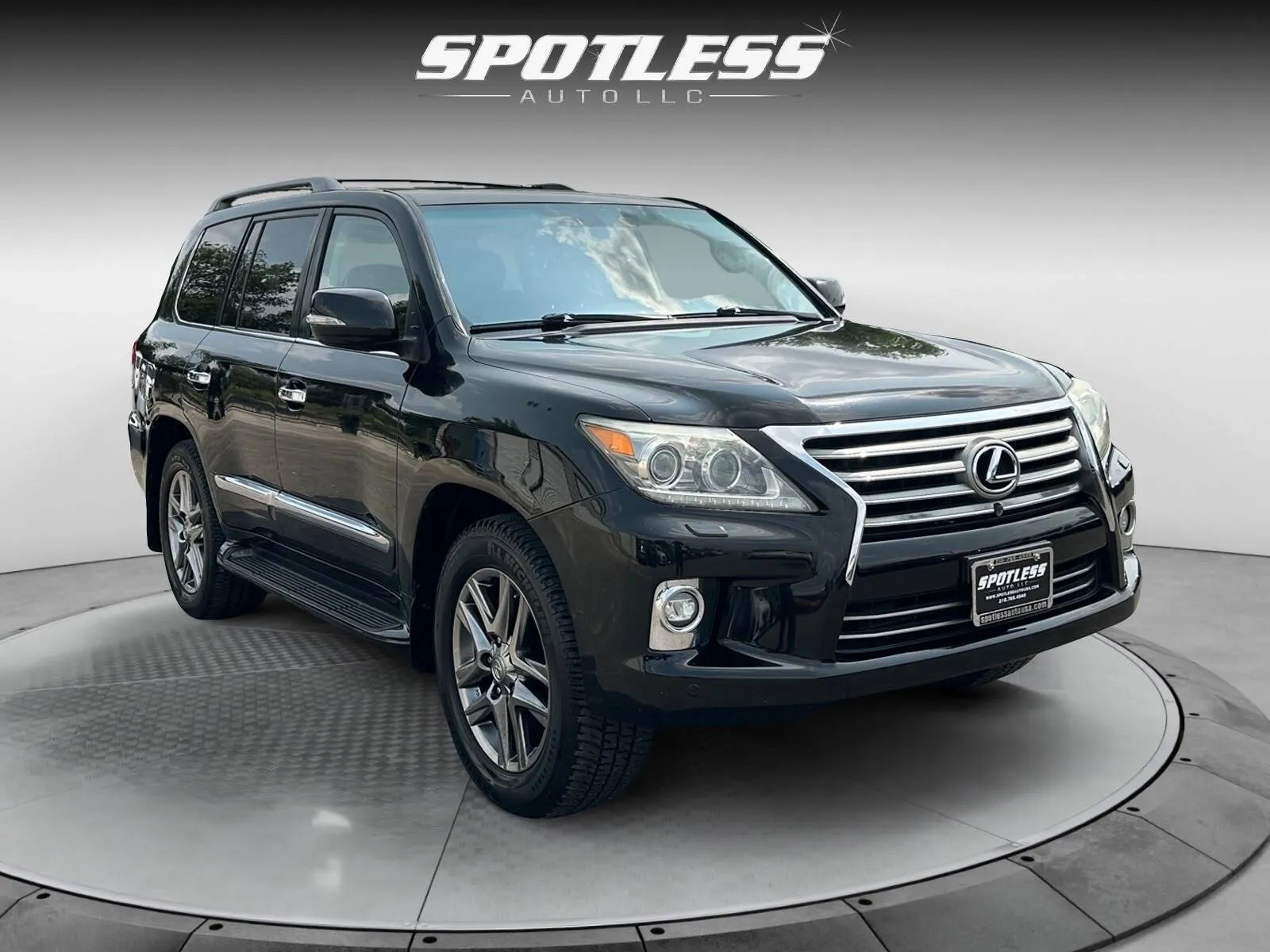 Lexus LX photo 7