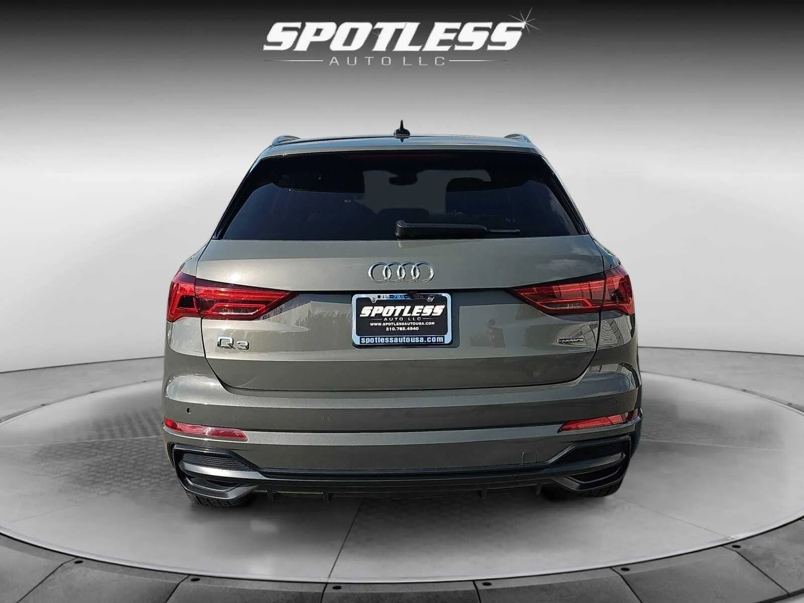 Audi Q3 photo 6