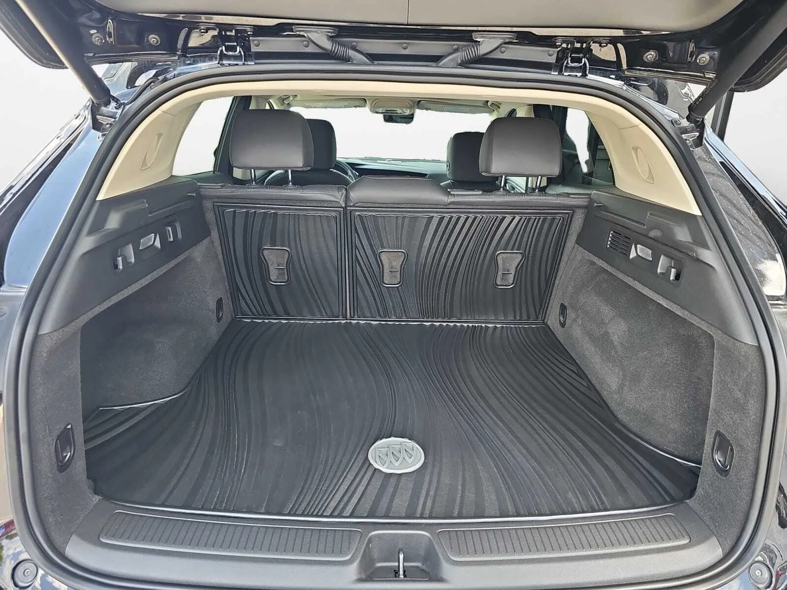 Buick Envision photo 27
