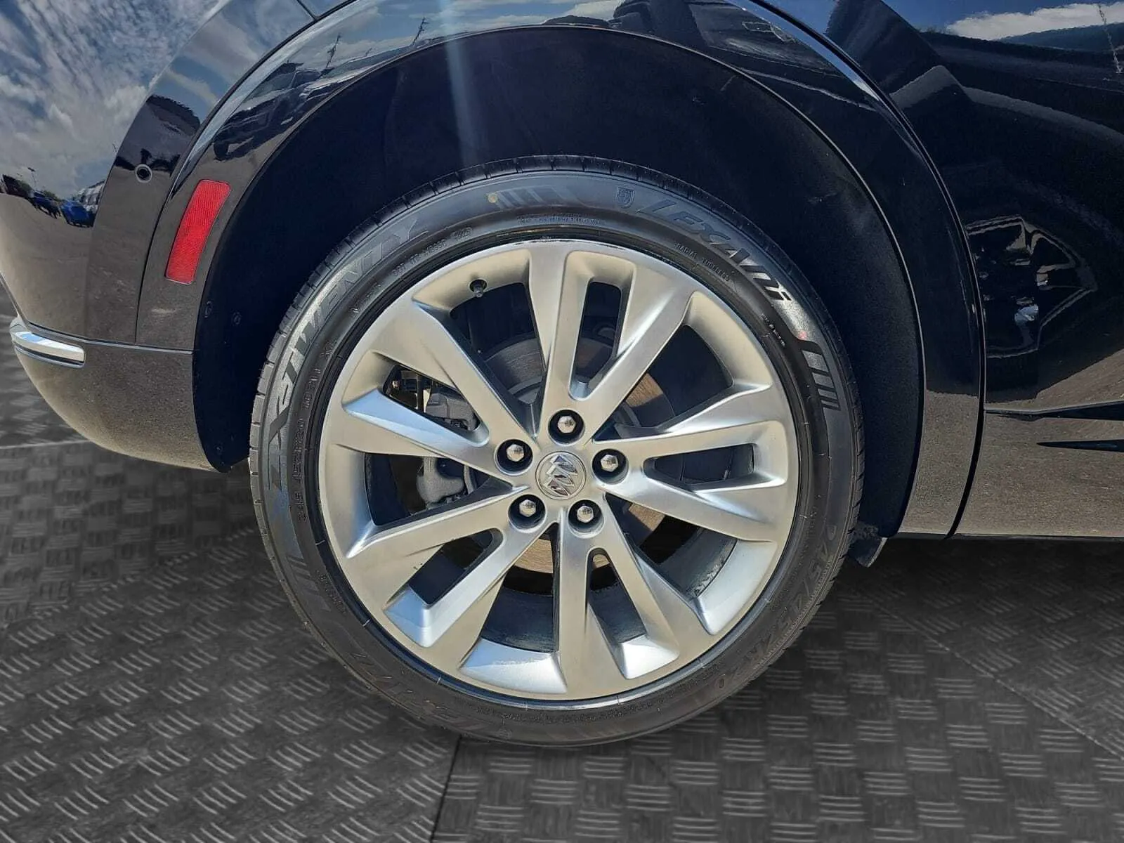Buick Envision photo 15