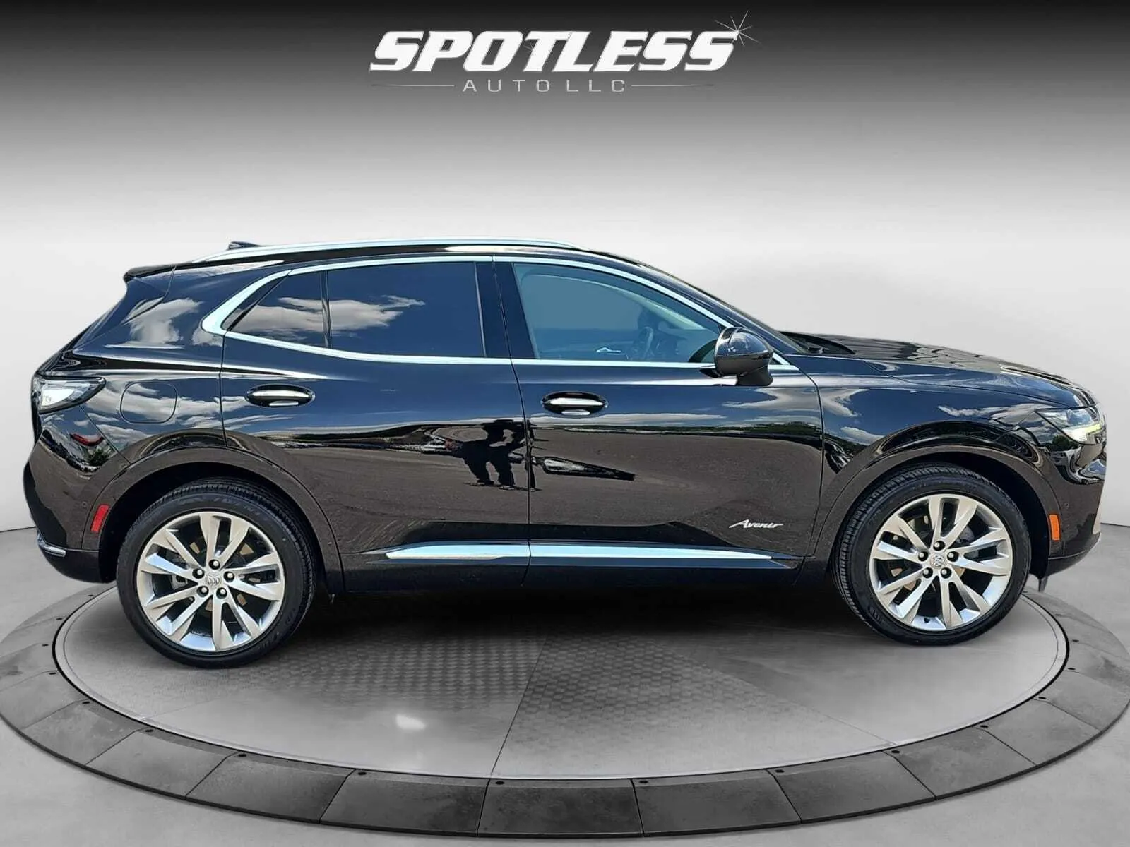 Buick Envision photo 8