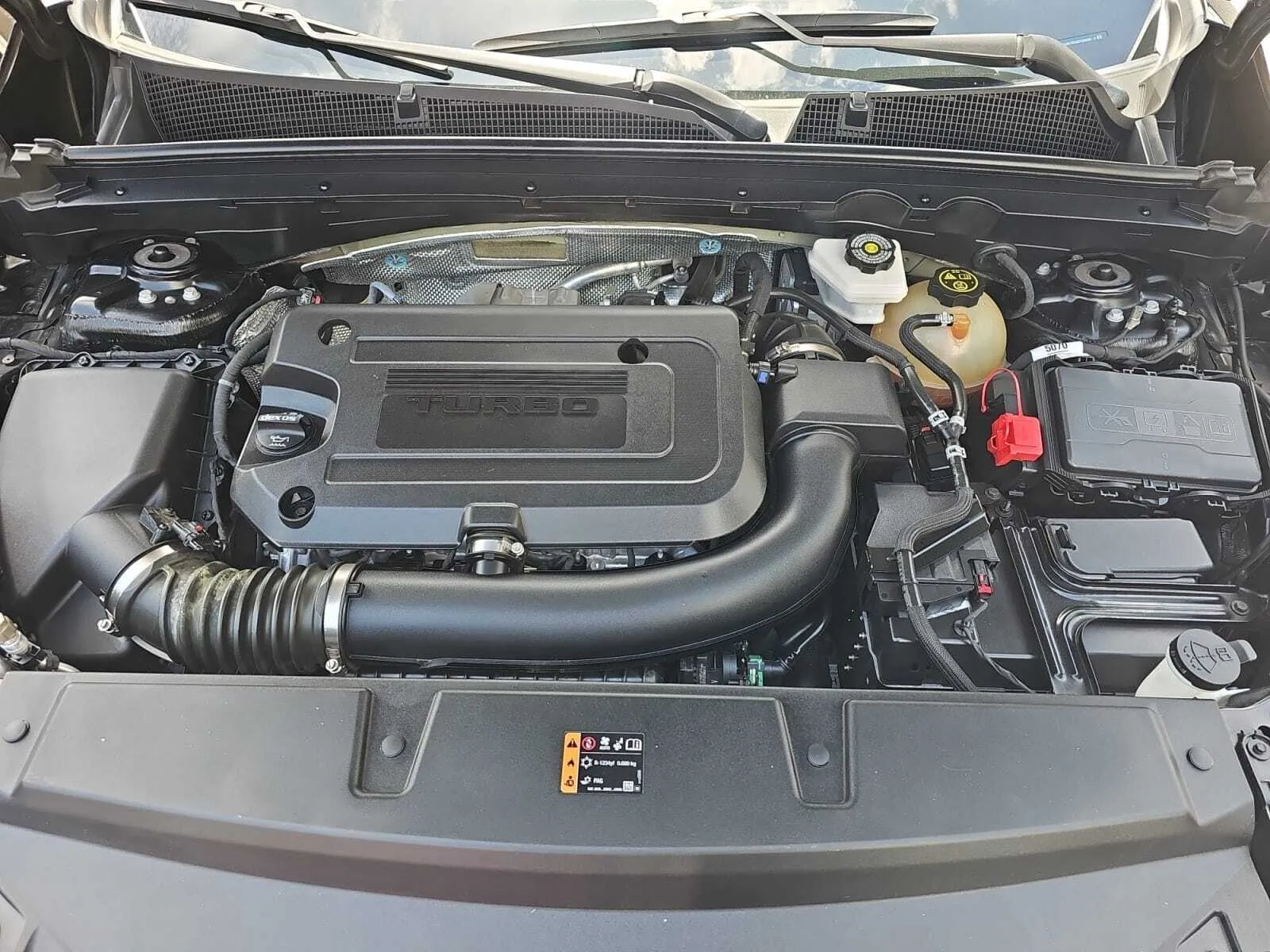 Buick Envision photo 16