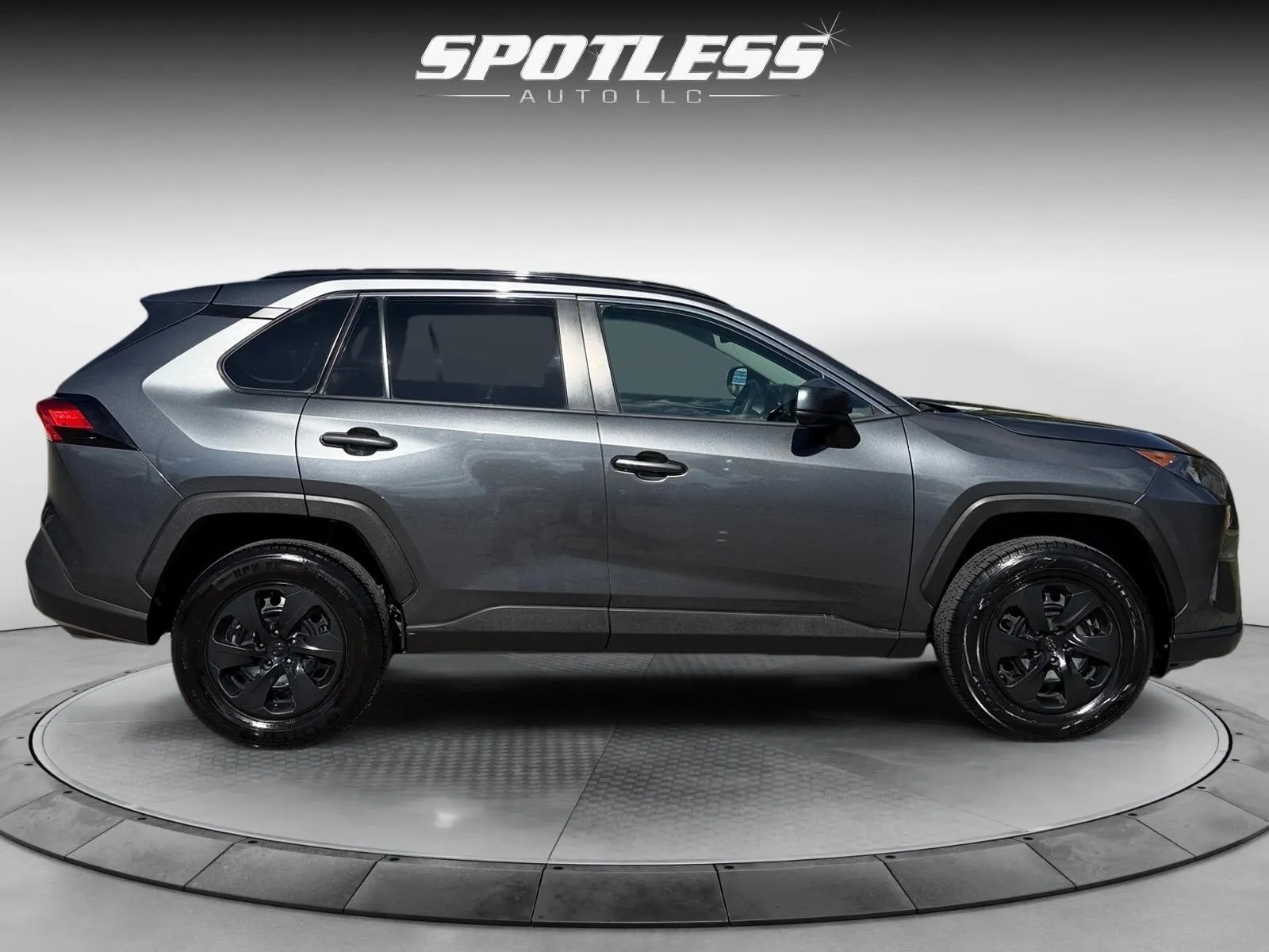 Toyota RAV4 photo 8