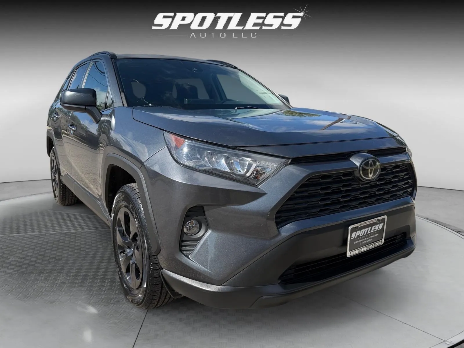 Toyota RAV4 photo 9