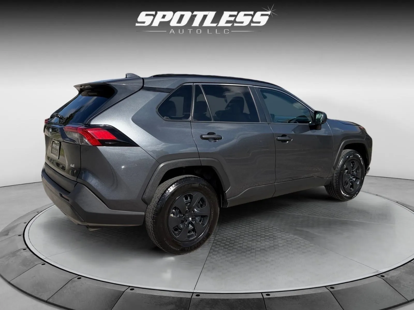 Toyota RAV4 photo 7