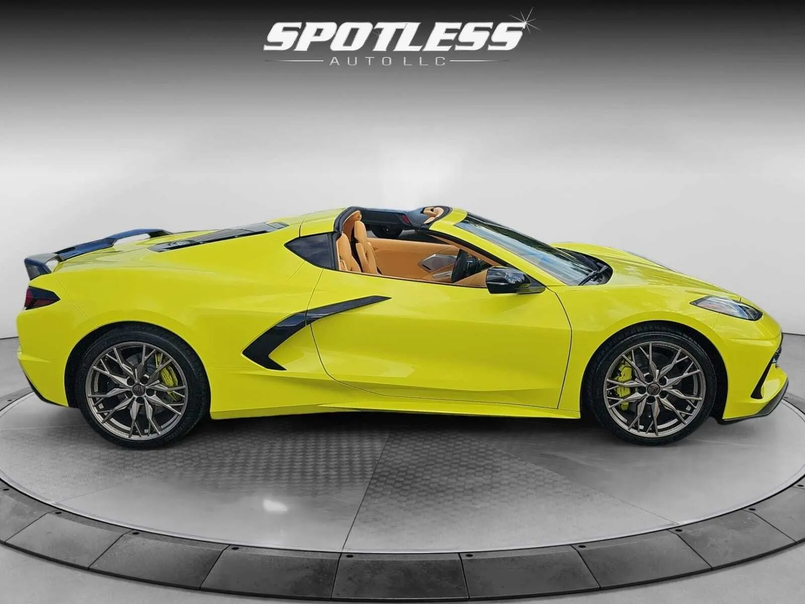 Chevrolet Corvette photo 8