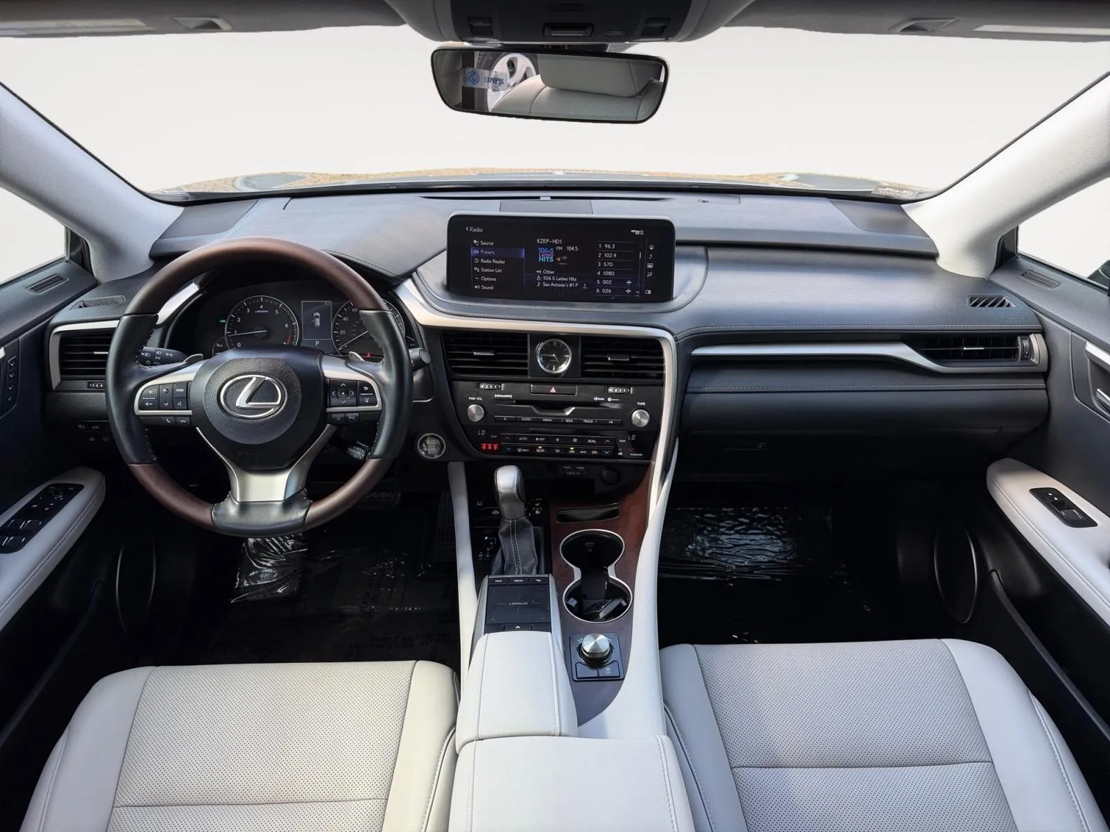 Lexus RX photo 21