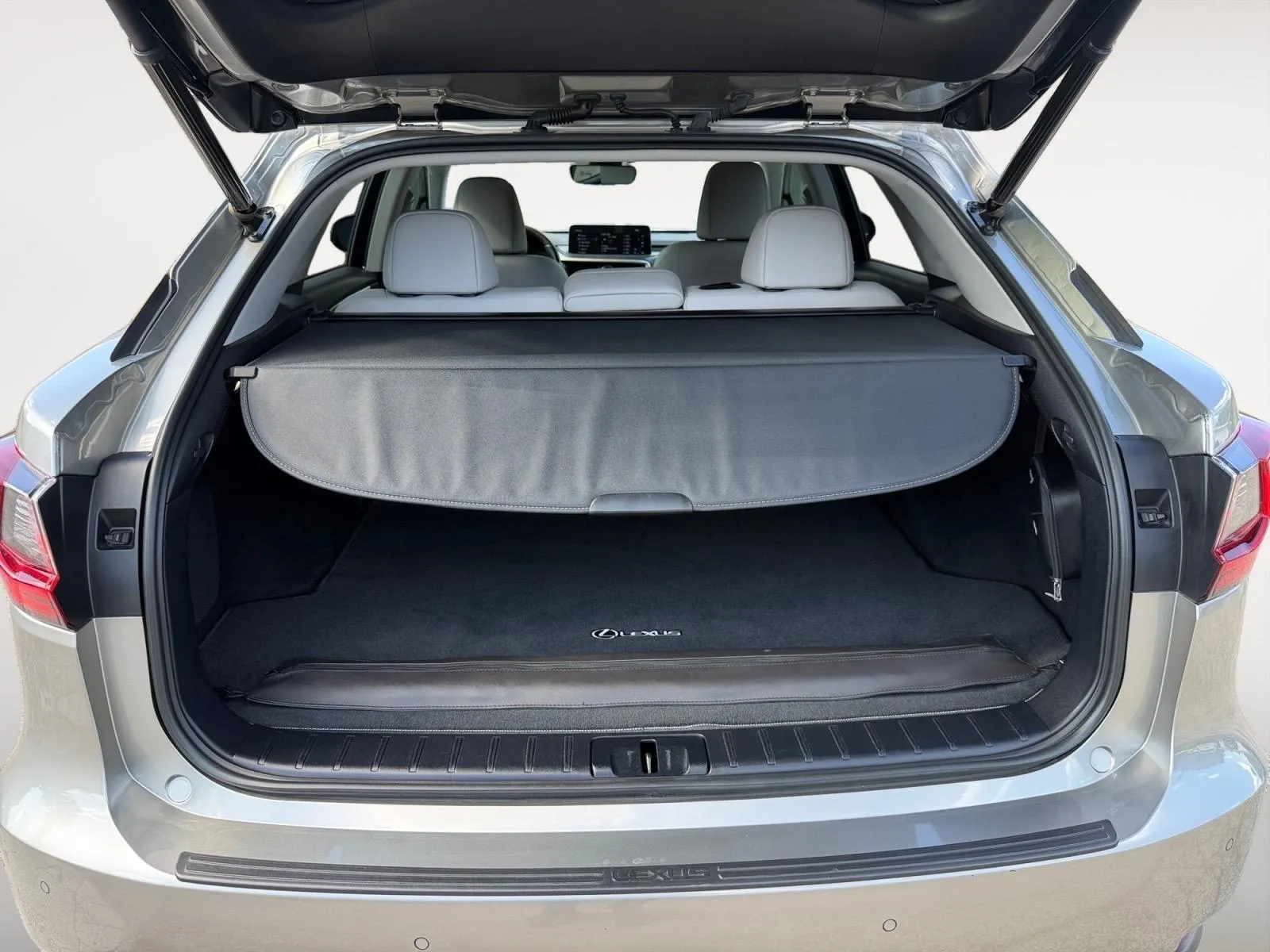 Lexus RX photo 26