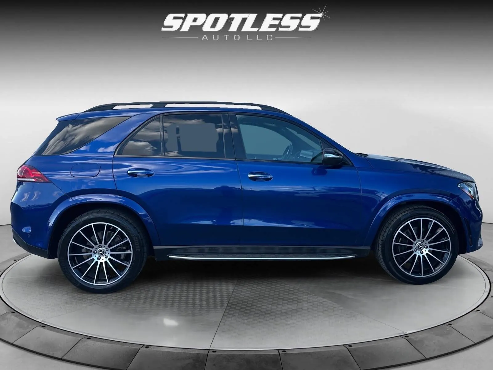 Mercedes-Benz GLE photo 8