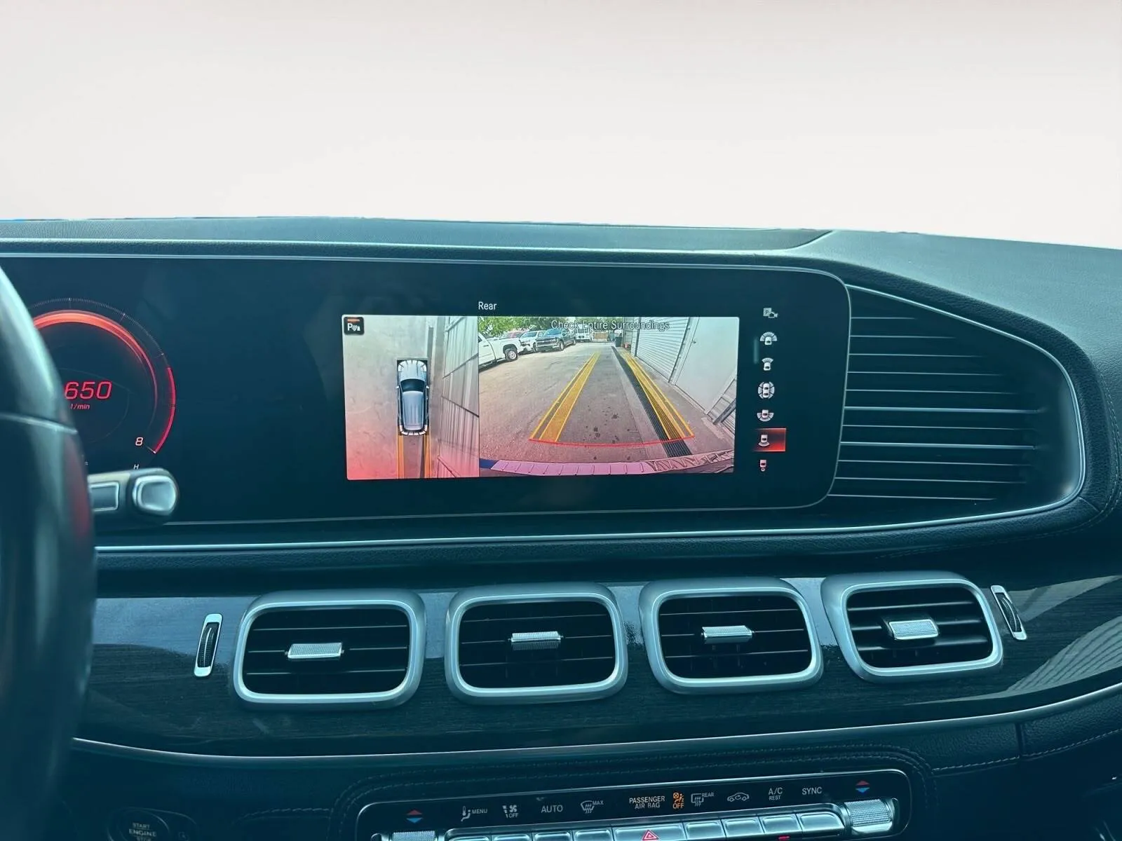 Mercedes-Benz GLE photo 23