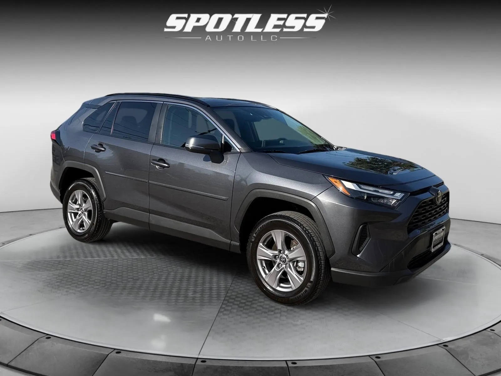 Toyota RAV4 photo 7
