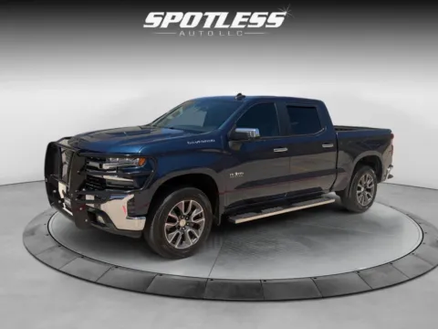 Blue 2021 Chevrolet Silverado 1500 LT for sale in San Antonio, TX