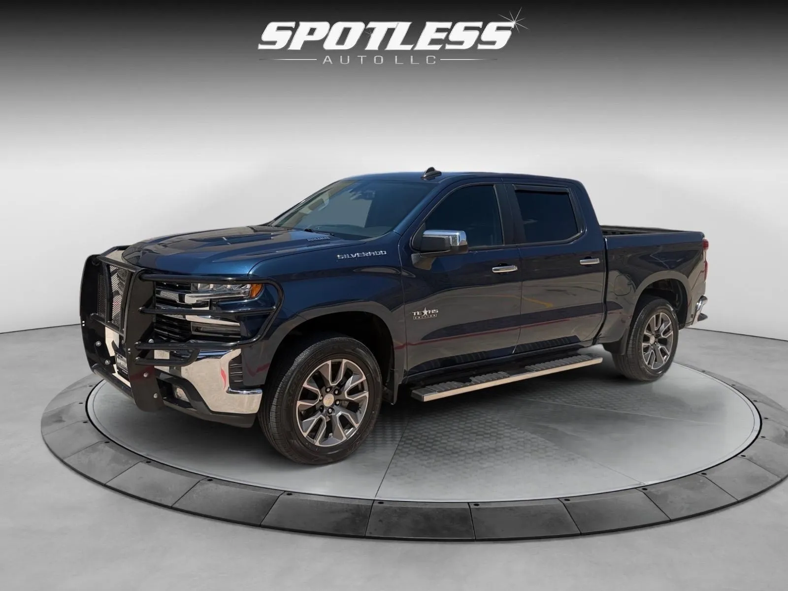 Blue 2021 Chevrolet Silverado 1500 LT for sale in San Antonio, TX