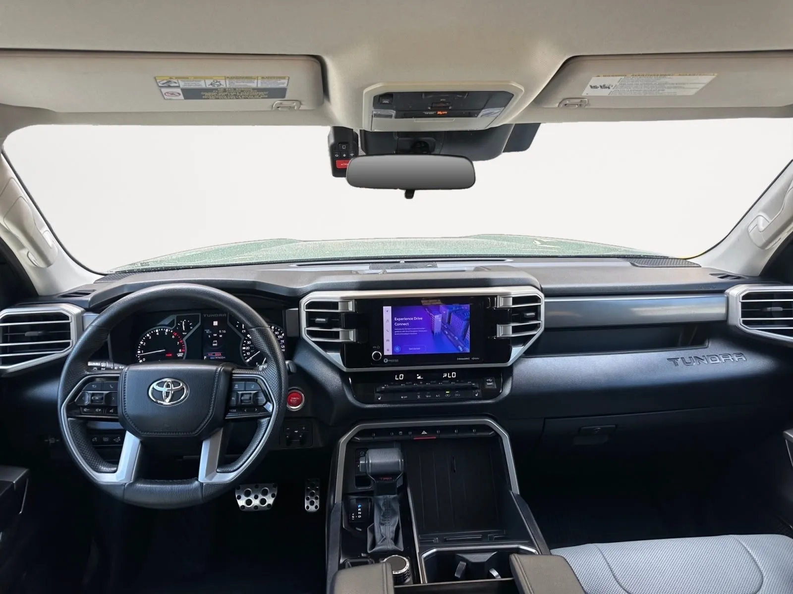 Toyota Tundra photo 24