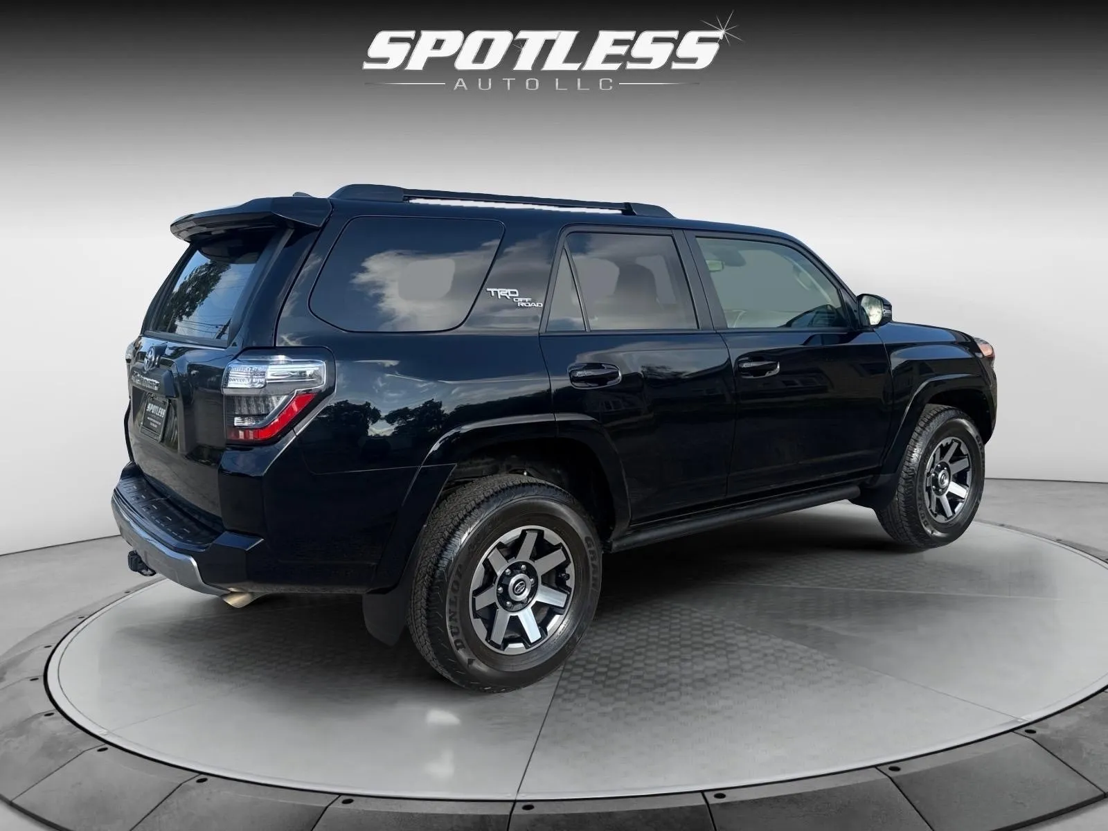 Toyota 4Runner photo 7