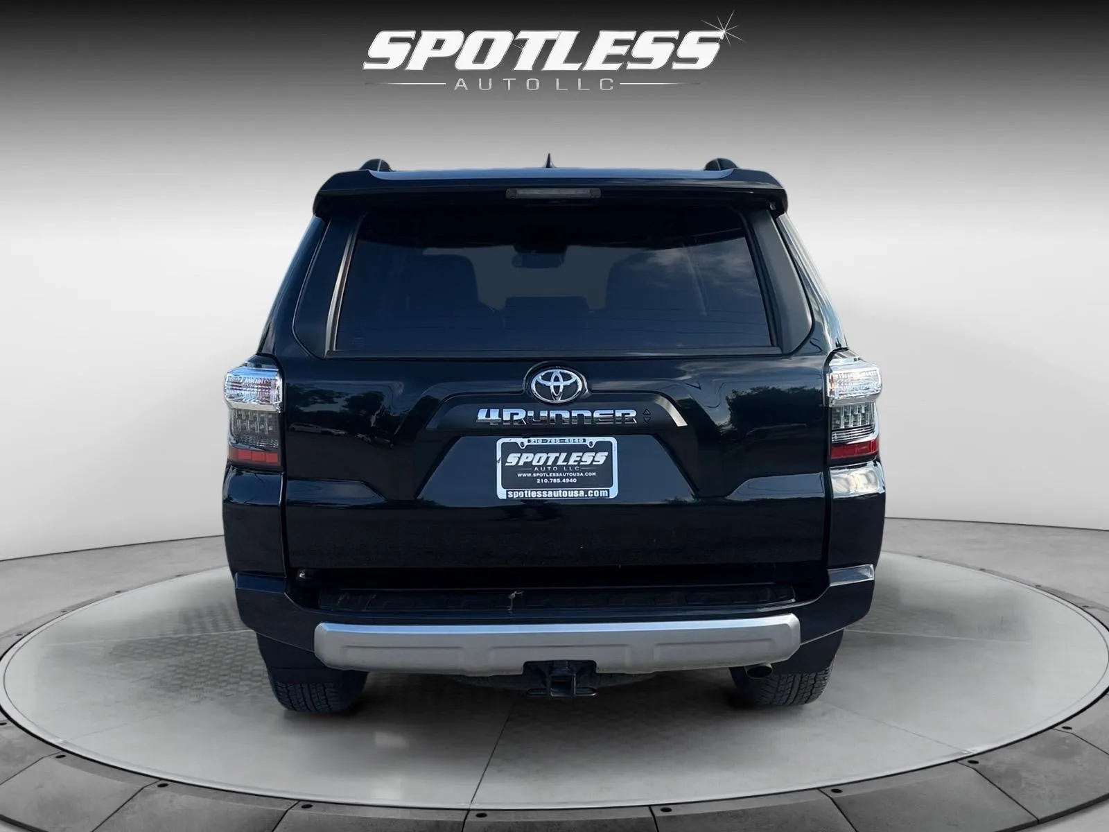 Toyota 4Runner photo 6
