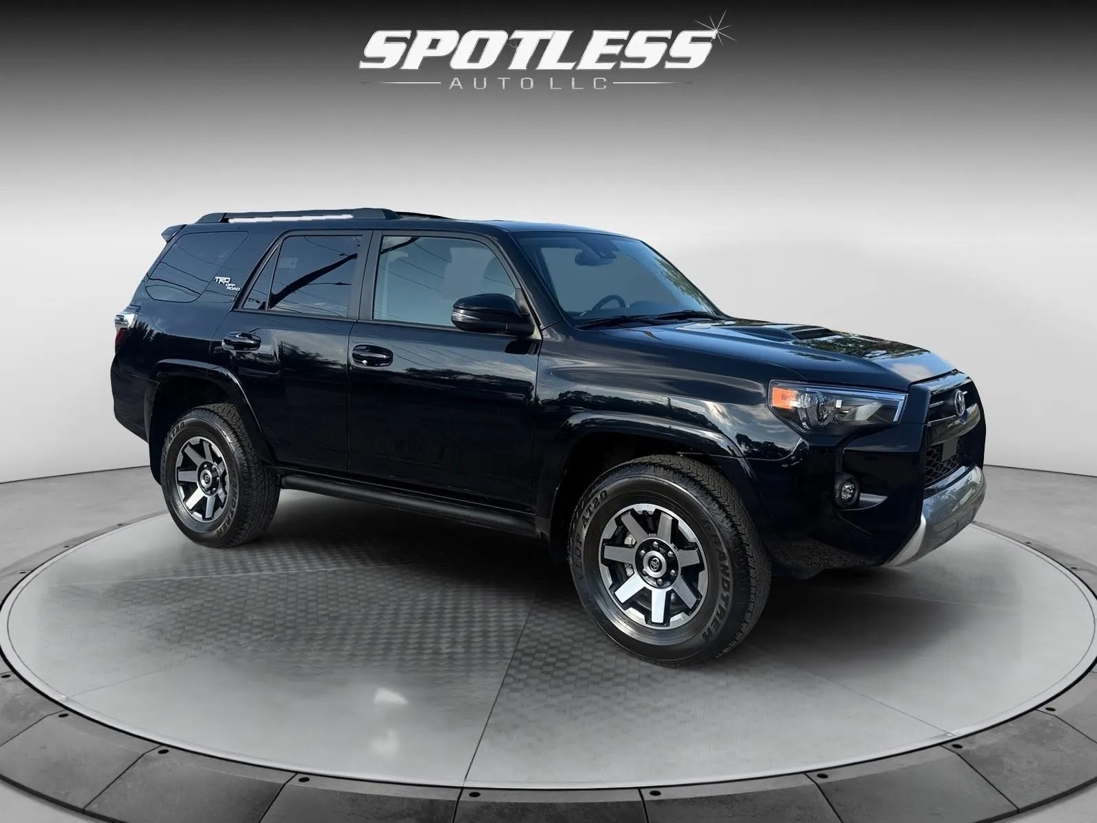 Toyota 4Runner photo 11